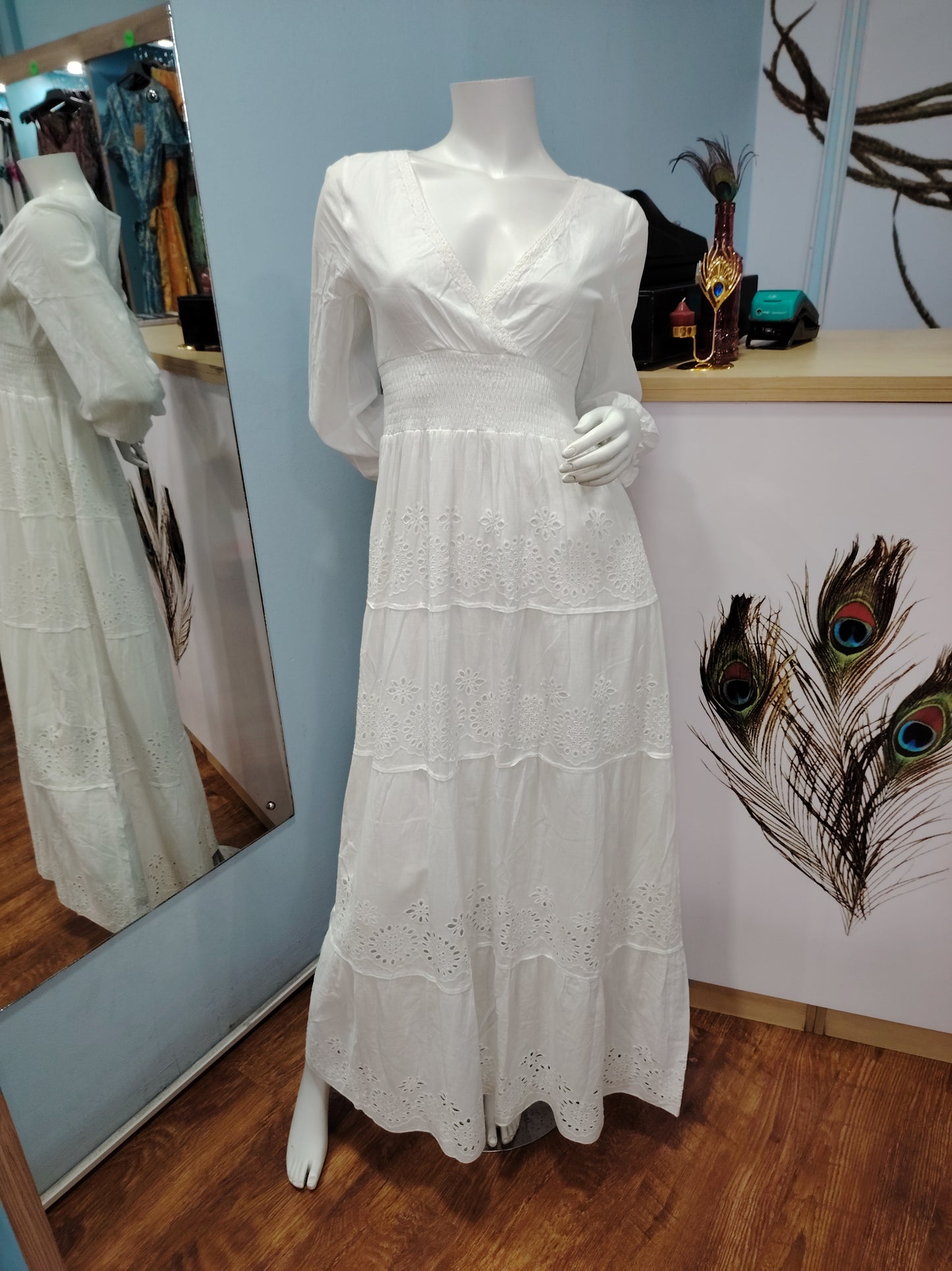 White long sleeve dress